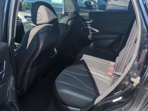 Used 2019 Acura RDX AWD image 9