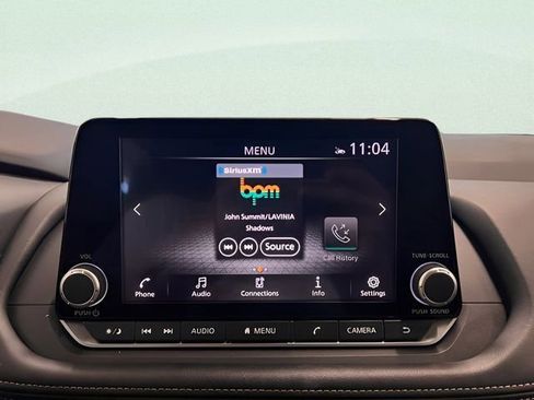 Used 2025 Nissan Rogue SV AWD/4WD image 17