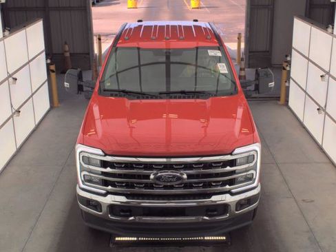 Used 2025 Ford F250 Lariat w/ Lariat Ultimate Package image 16