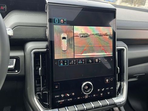 New 2026 GMC Yukon XL Denali w/ Denali Reserve Package image 25