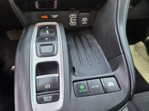 Used 2019 Honda Insight EX image 22