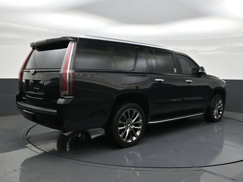 Used 2020 Cadillac Escalade ESV Luxury w/ Escalade Sport Edition RWD image 5