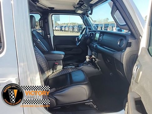 Certified 2023 Jeep Gladiator Overland image 25