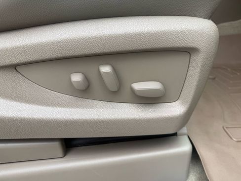 Used 2016 GMC Yukon SLT image 41