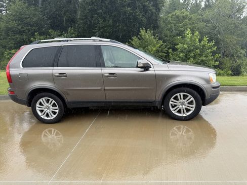 Used 2011 Volvo XC90 3.2 AWD/4WD image 3