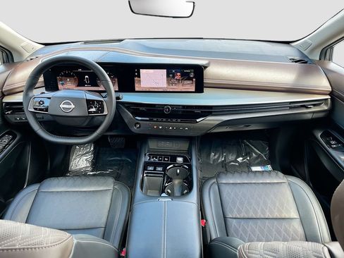 Used 2025 Nissan Murano Platinum w/ Cargo Package AWD/4WD image 24