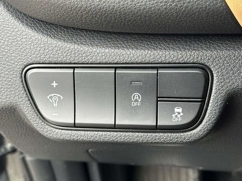 Used 2024 Kia Seltos EX image 13