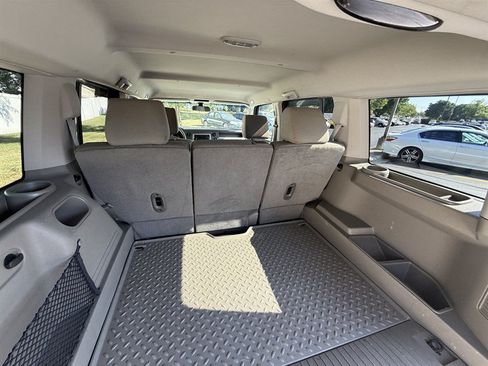 Used 2008 Jeep Commander Sport AWD/4WD image 19