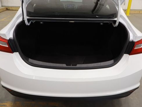 Used 2023 Chevrolet Malibu LT image 11