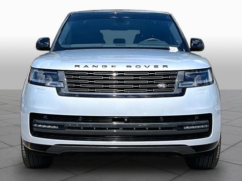 Used 2025 Land Rover Range Rover SE AWD/4WD image 8
