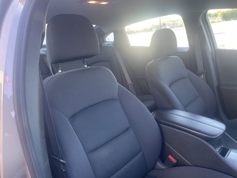 Used 2024 Chevrolet Malibu LT image 11