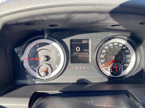 Used 2013 RAM 2500 Tradesman w/ Chrome Appearance Group image 13