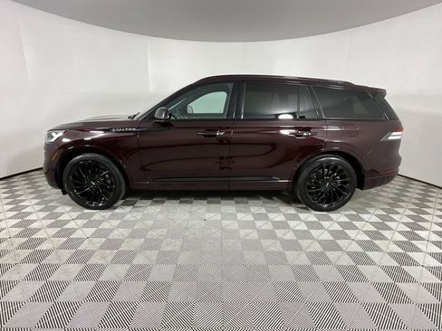 Used 2023 Lincoln Aviator Reserve w/ Jet Package image 2