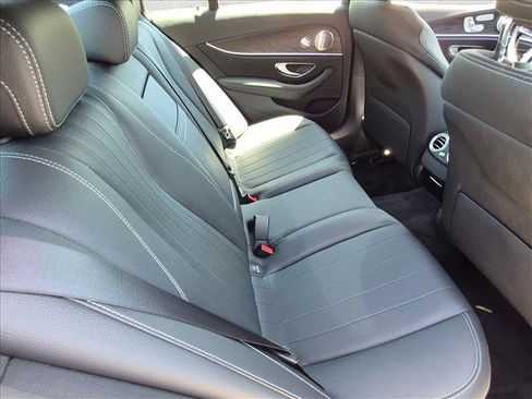 Used 2020 Mercedes-Benz E 350 4MATIC Sedan image 21