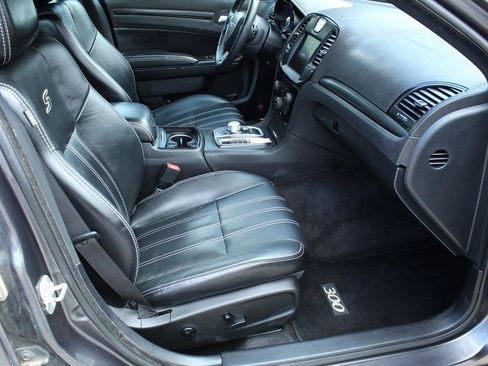 Used 2016 Chrysler 300 S AWD/4WD image 19