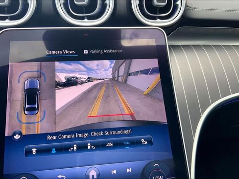 Used 2023 Mercedes-Benz C 300 Sedan image 25