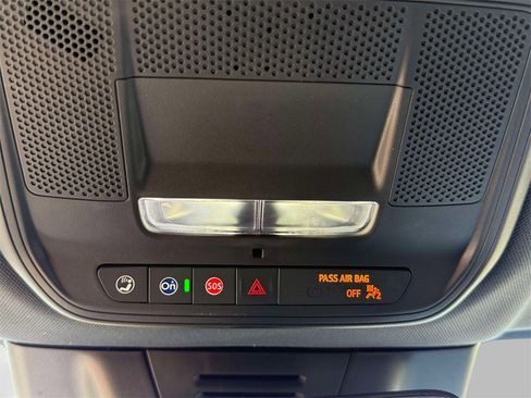 Used 2024 Chevrolet Equinox EV LT image 25