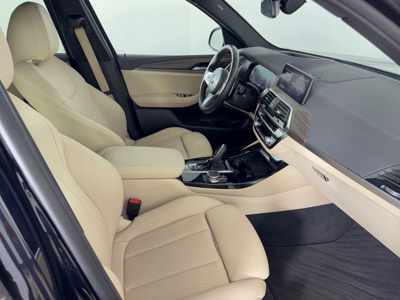 Used 2021 BMW X3 sDrive30i w/ M Sport Package RWD image 30