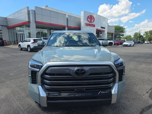 New 2026 Toyota Tundra Limited AWD/4WD image 3