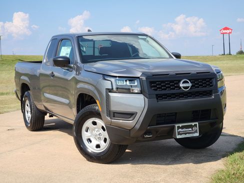 New 2026 Nissan Frontier S w/ Tow Package image 6