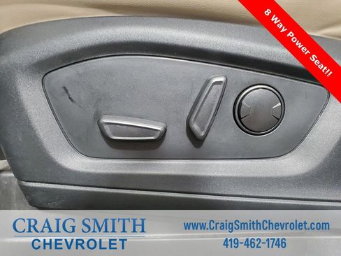 Used 2022 Ford Explorer XLT w/ Equipment Group 202A image 10