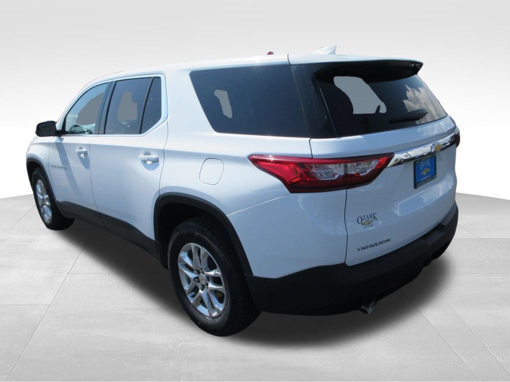 Certified 2019 Chevrolet Traverse LS FWD image 3