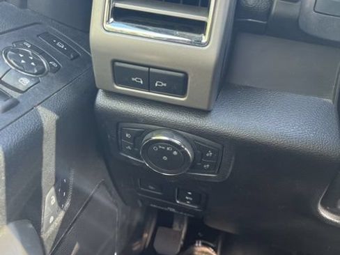 Used 2017 Ford F350 Lariat w/ Lariat Ultimate Package AWD/4WD image 14
