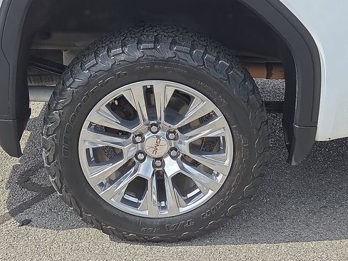 Certified 2023 GMC Sierra 1500 Denali AWD/4WD image 7