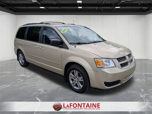 Used 2010 Dodge Grand Caravan SE w/ SE Plus Group image 7
