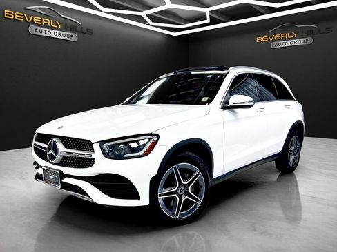 Used 2021 Mercedes-Benz GLC 300 4MATIC image 1