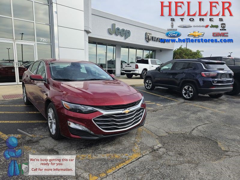 Used 2025 Chevrolet Malibu LT FWD image 1