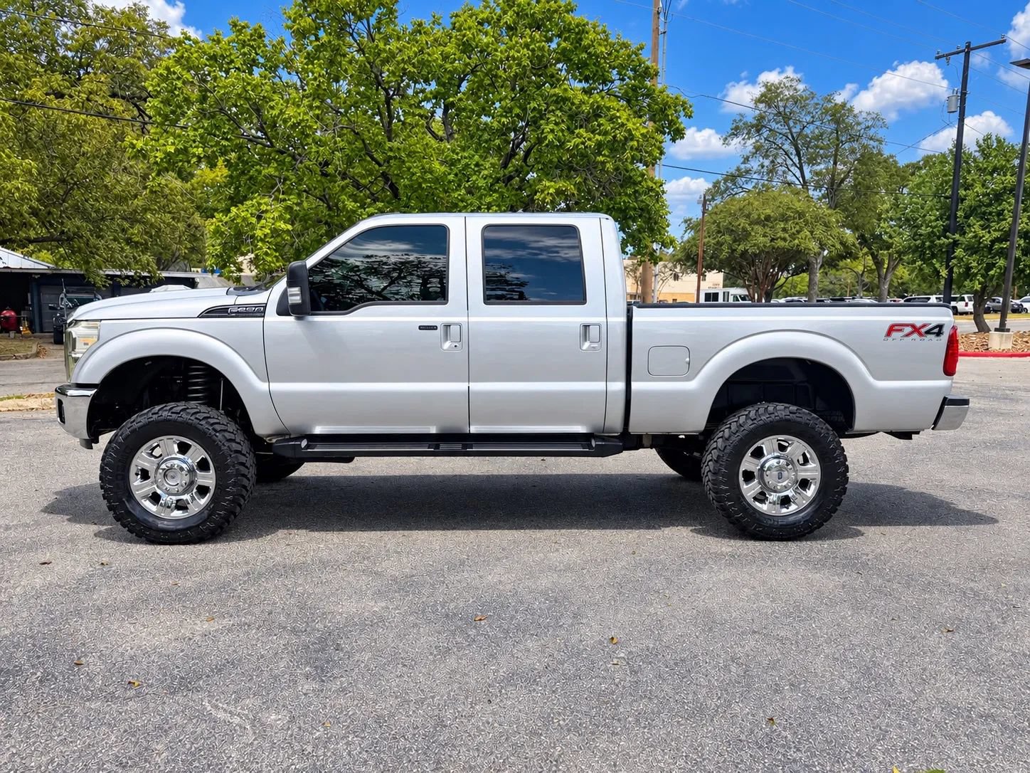 Used 2016 Ford F250 Lariat w/ Lariat Interior Package AWD/4WD image 8