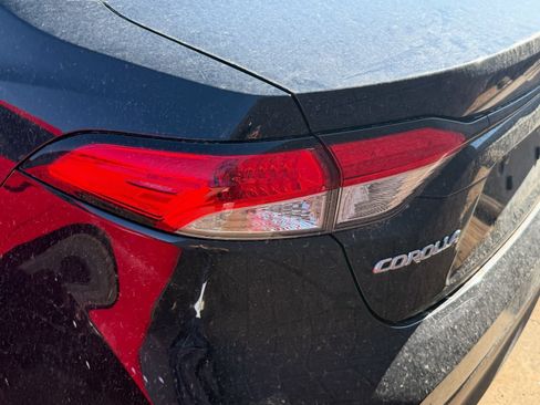 Used 2024 Toyota Corolla LE FWD image 10