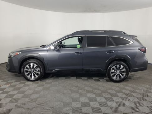 Used 2024 Subaru Outback Limited AWD/4WD image 7