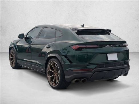 Used 2023 Lamborghini Urus Performante AWD/4WD image 7