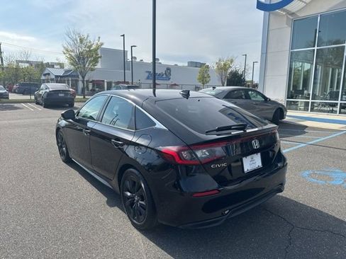 Used 2022 Honda Civic EX-L image 6