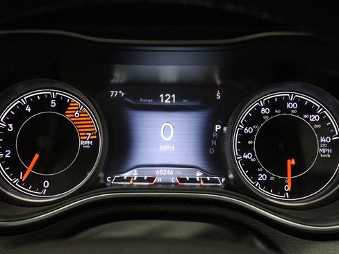 Used 2019 Jeep Cherokee Limited image 27