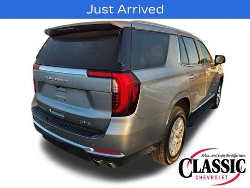 Used 2025 GMC Yukon Denali image 11