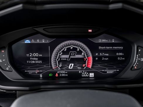 Used 2021 Lamborghini Urus image 16