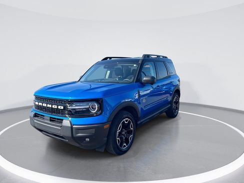 Used 2025 Ford Bronco Sport Outer Banks w/ Outer Banks Tech Package+ AWD/4WD image 4