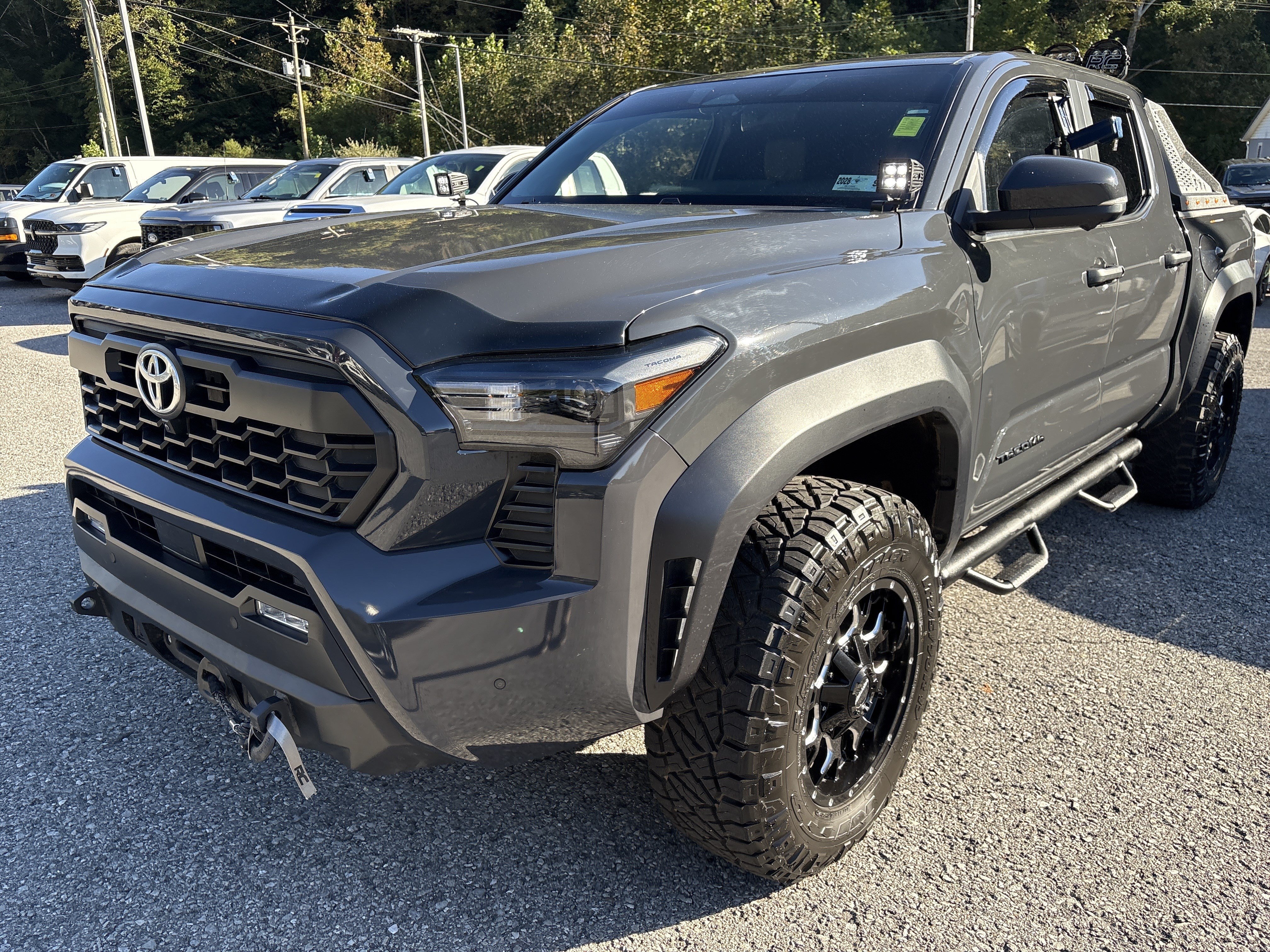 Used 2025 Toyota Tacoma TRD Off-Road w/ TRD Off Road Premium Package AWD/4WD image 8