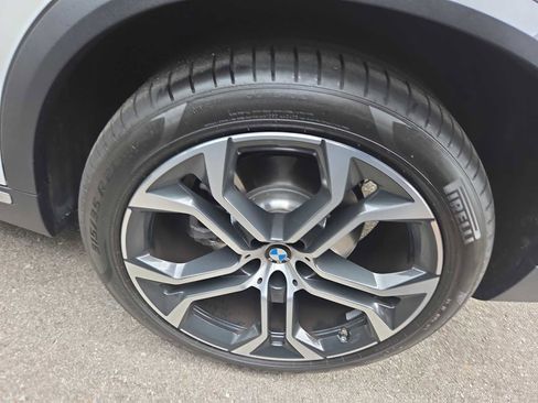 Used 2026 BMW X5 xDrive40i AWD/4WD image 8