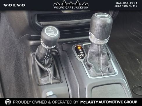 Used 2020 Jeep Wrangler Unlimited Sahara AWD/4WD image 20