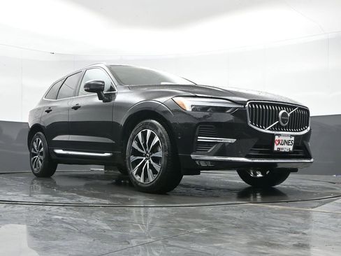 Used 2023 Volvo XC60 B5 Plus image 47