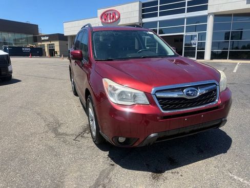 Used 2014 Subaru Forester 2.5i Touring AWD/4WD image 4