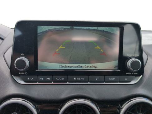 Used 2025 Nissan Sentra S FWD image 11