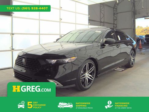 Used 2024 Honda Accord Touring image 1