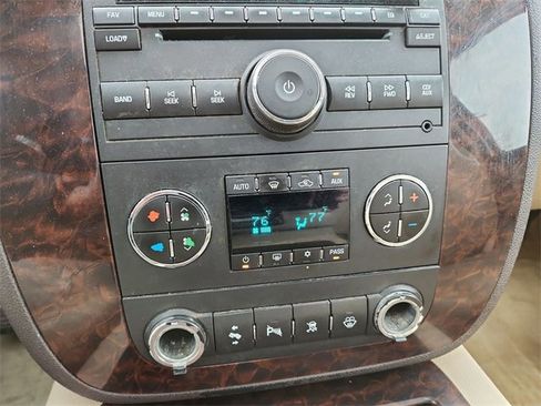 Used 2007 GMC Yukon Denali image 15