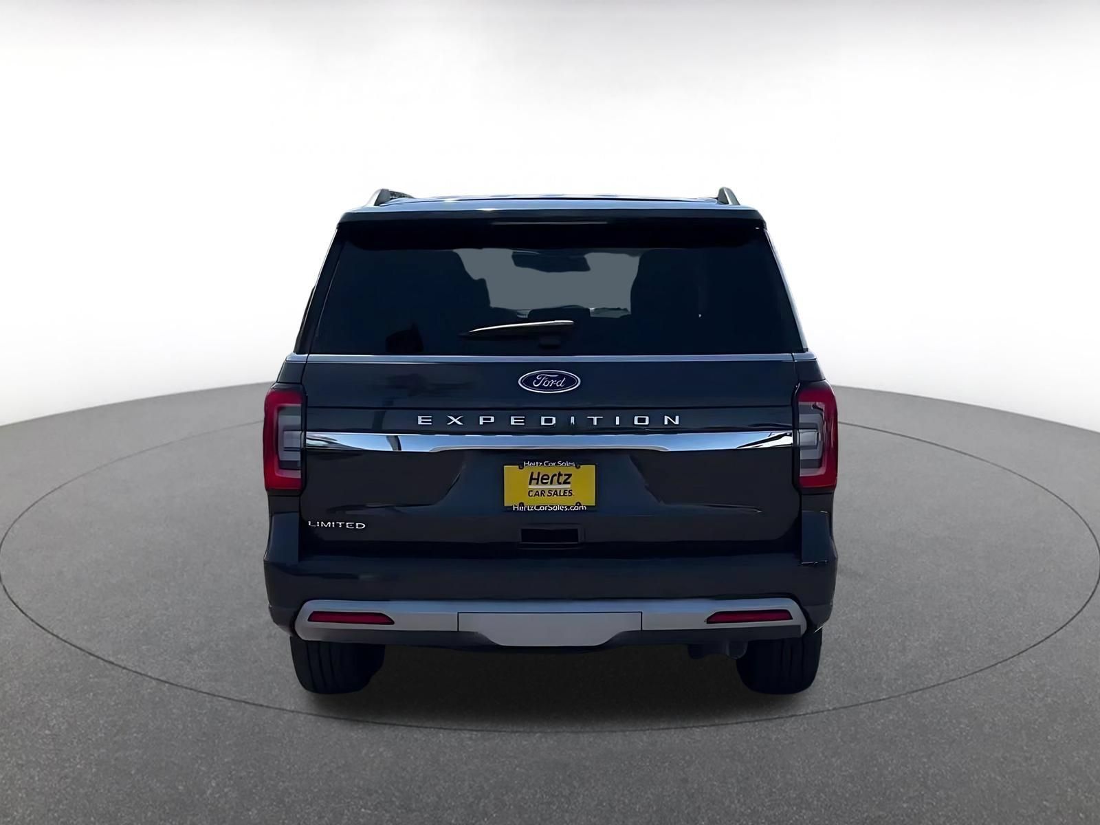 Used 2024 Ford Expedition Limited RWD image 12