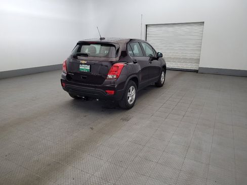 Used 2021 Chevrolet Trax LS AWD/4WD image 9